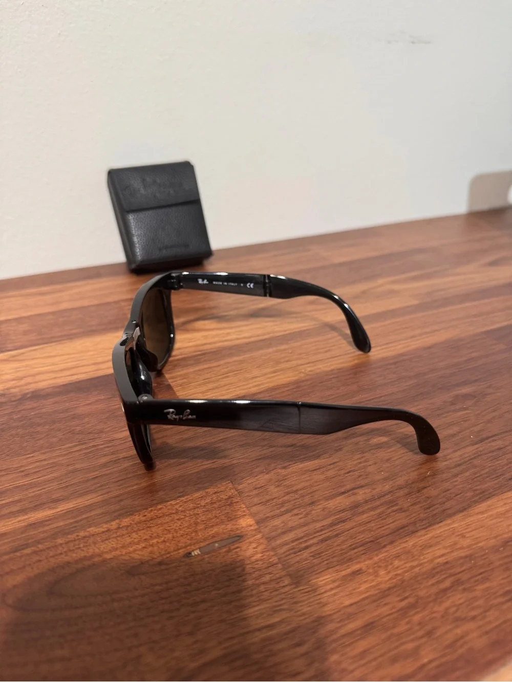 Rayban wayfarer folding classic sunglasses